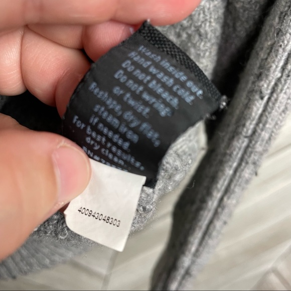 MARC ANTHONY Zip Font Sweater Size Small - Picture 6 of 7